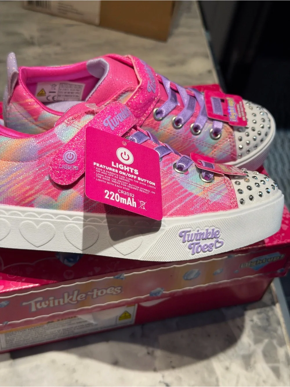 Twinkle toes pink light